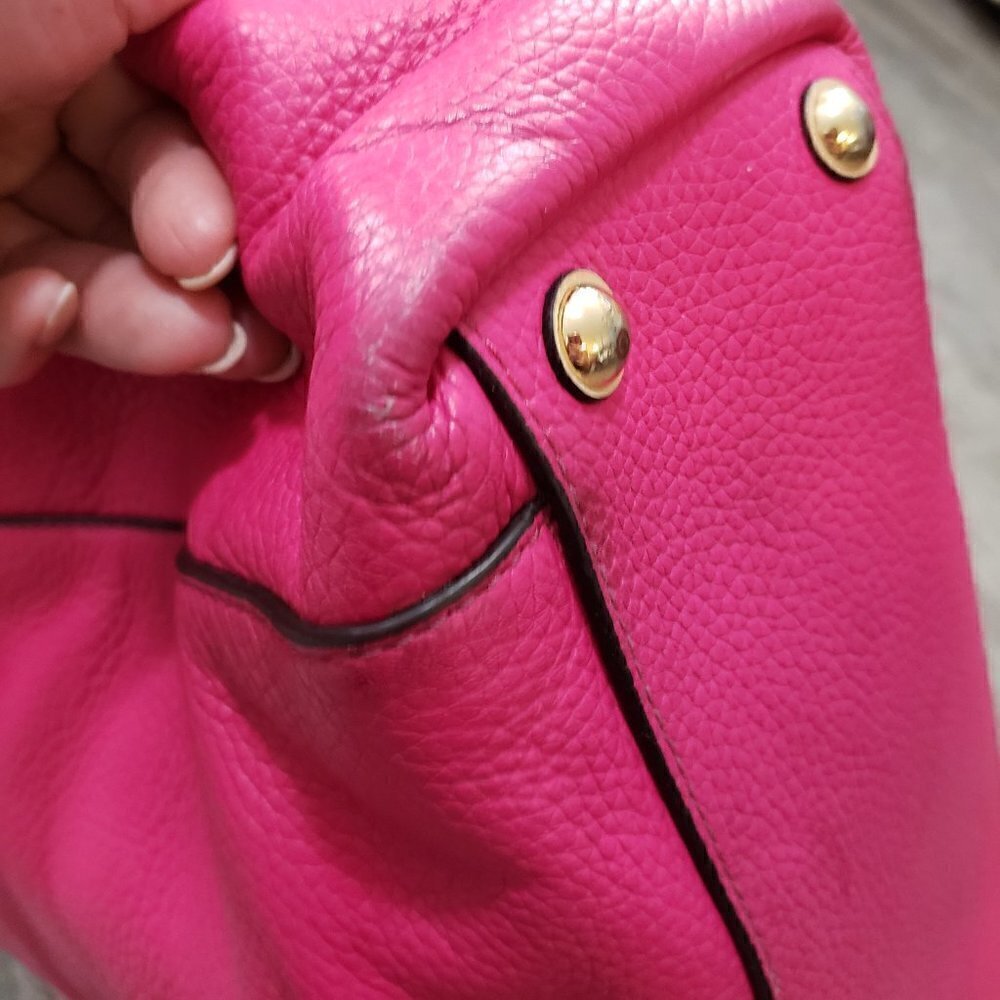 Michael Kors Pink Pebbled Leather Jet Set Tote - Picture 7 of 13